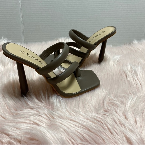 BN Boohoo Square Toe High Heel Padded Strappy Sandal In Mocha - Picture 4 of 8